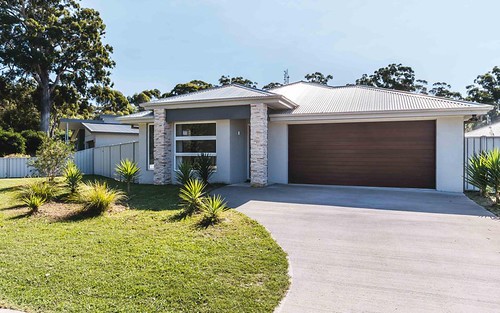 17 Martin Pl, Broulee NSW 2537