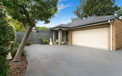 2/17 Oakfield Court, Frankston South VIC