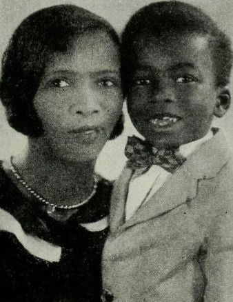 Farina (Allen Hoskins) and his mother Florence Hoskins (1928)