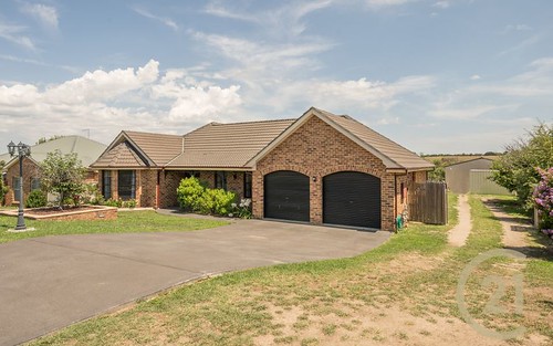 4 Emerald Drive, Kelso NSW 2795