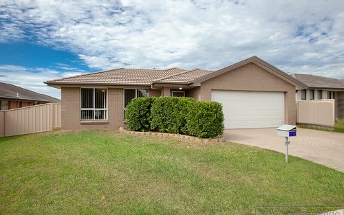 93 Aberglasslyn Road, Rutherford NSW 2320