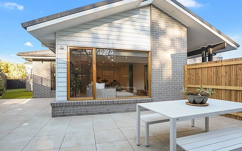 17a Roncliffe Road, Highton VIC 3216