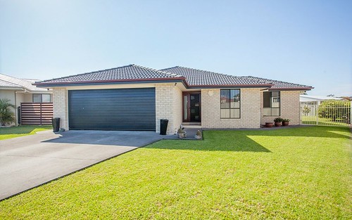 7 Curlew Place, Old Bar NSW 2430