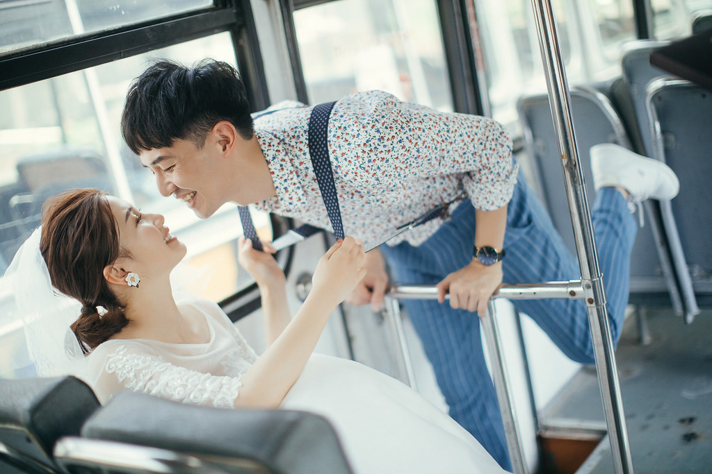 廢棄公車也能拍出空氣感的日系婚紗｜Hermosa Wedding