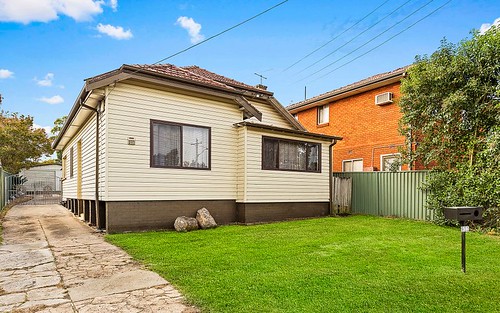 211 Wentworth Avenue, Pendle Hill NSW 2145