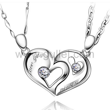 gullei.com Personalized Connecting Half Hearts Necklaces for Boyfriend and Girlfriend