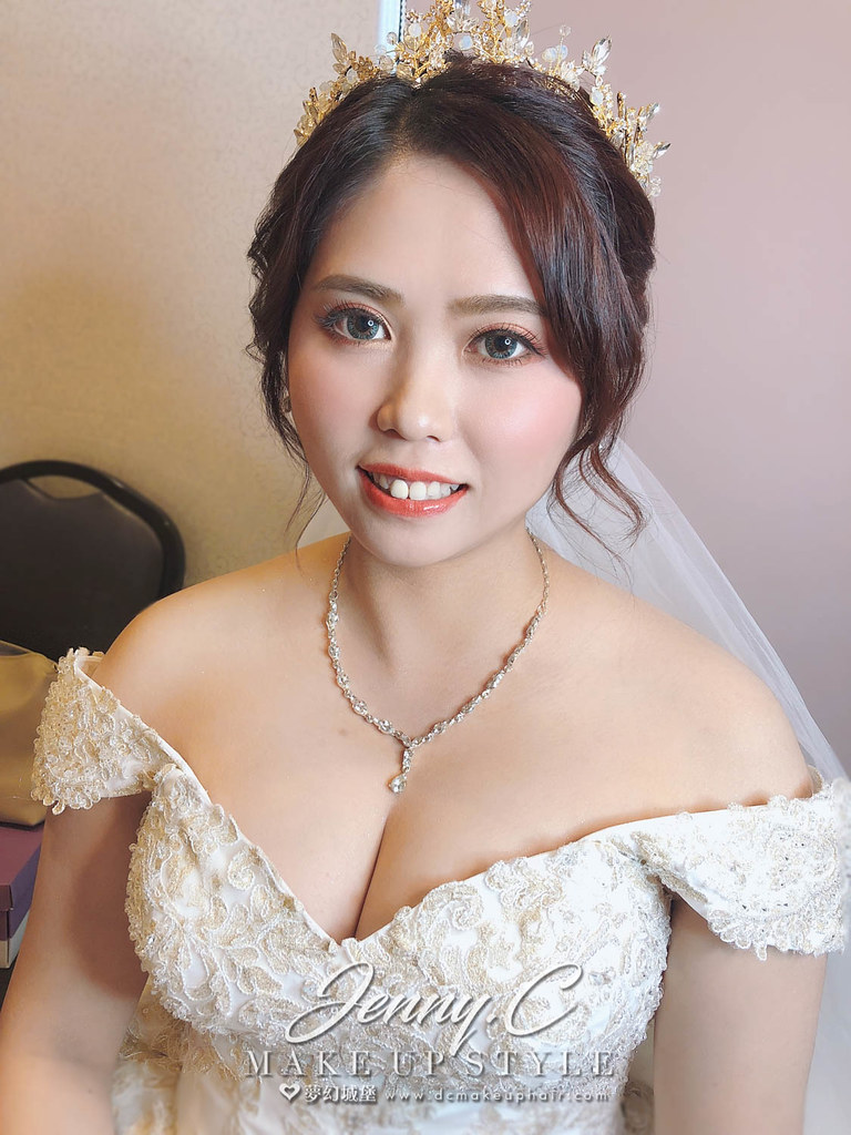 【新秘蓁妮】bride伊君 結婚造型 / 彰化新高乙鮮婚宴會館