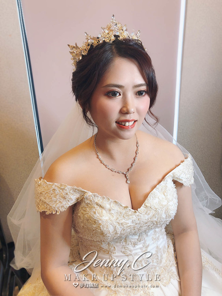 【新秘蓁妮】bride伊君 結婚造型 / 彰化新高乙鮮婚宴會館