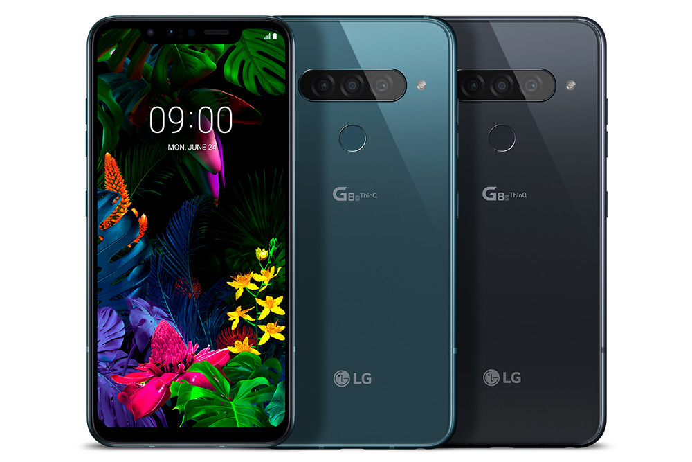 01-LG-G8SThinQ-共推出鏡面黑與鏡面藍兩色，建議售價-NT$23,900元，7月1日起將於中華電信以及神腦、聯強經銷通路同步開賣。