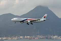Malaysia Airlines Airbus A330-323 9M-MTG