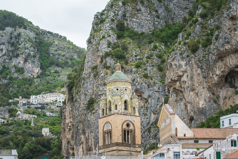 The Cloister of Paradise Tower in the province of Salerno, the region of Campania, Amalfi Coast, Costiera Amalfitana, Italy<br/>© <a href="https://flickr.com/people/140084370@N06" target="_blank" rel="nofollow">140084370@N06</a> (<a href="https://flickr.com/photo.gne?id=48292183217" target="_blank" rel="nofollow">Flickr</a>)