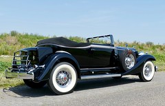Packard Super 8 Victoria 1933