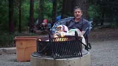 Anglų lietuvių žodynas. Žodis campfire reiškia laužavietė lietuviškai.