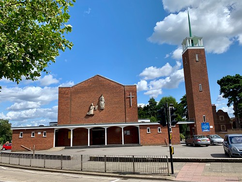 St. Augustine&#39;s Roman Catholic Church, Hoddesdon, Hertfordshire - a photo  on Flickriver