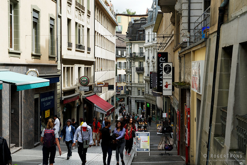 20190812-05-Streets of Lausanne<br/>© <a href="https://flickr.com/people/14220155@N03" target="_blank" rel="nofollow">14220155@N03</a> (<a href="https://flickr.com/photo.gne?id=48646389923" target="_blank" rel="nofollow">Flickr</a>)