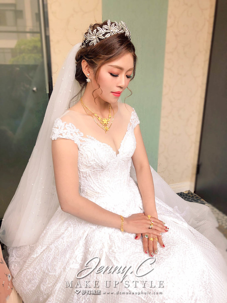 【新秘蓁妮】bride KIMI 結婚造型 / 台中鼎尚婚宴會館