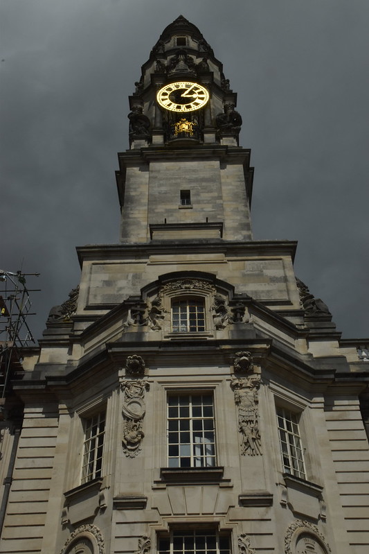 City Hall's Clock Tower<br/>© <a href="https://flickr.com/people/15523409@N05" target="_blank" rel="nofollow">15523409@N05</a> (<a href="https://flickr.com/photo.gne?id=48750475247" target="_blank" rel="nofollow">Flickr</a>)