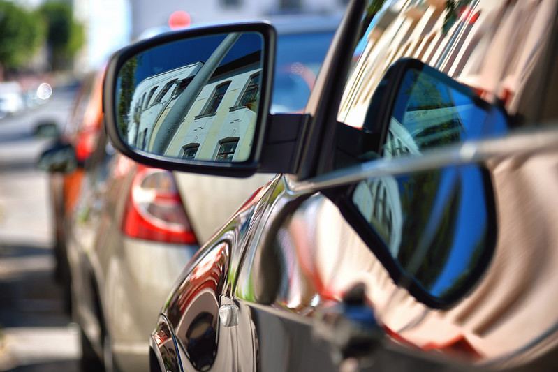 Objects in Mirror are Closer Than They Appear<br/>© <a href="https://flickr.com/people/99935530@N02" target="_blank" rel="nofollow">99935530@N02</a> (<a href="https://flickr.com/photo.gne?id=48764528316" target="_blank" rel="nofollow">Flickr</a>)