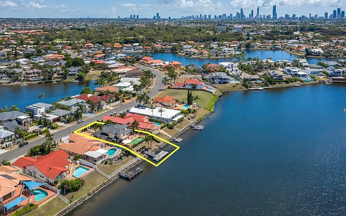 44 Martinique Way, Clear Island Waters QLD 4226