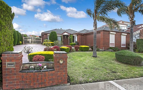 5 Clifton Road, Greenvale VIC