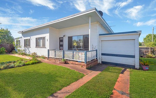 1 Teesdale Avenue, Newtown QLD 4350