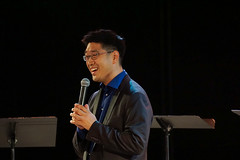 Artistic Director Soovin Kim welcomes the audience at Ancient Voices concert at FlynnSpace • <a style="font-size:0.8em;" href="http://www.flickr.com/photos/184953769@N08/48875863358/" target="_blank">View on Flickr</a>