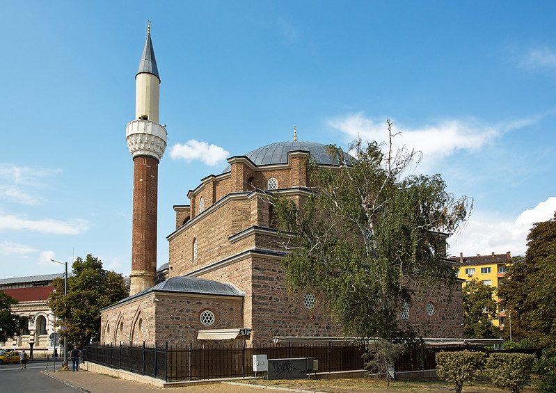 Banya Bashi Mosque, Sofia, Bulgaria<br/>© <a href="https://flickr.com/people/67132034@N03" target="_blank" rel="nofollow">67132034@N03</a> (<a href="https://flickr.com/photo.gne?id=48876487286" target="_blank" rel="nofollow">Flickr</a>)