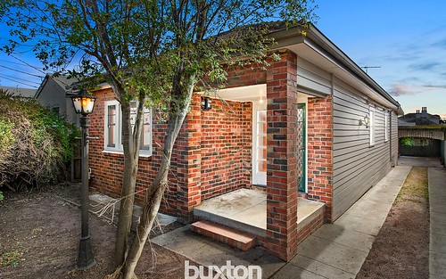 4 Pizer St, Geelong West VIC 3218