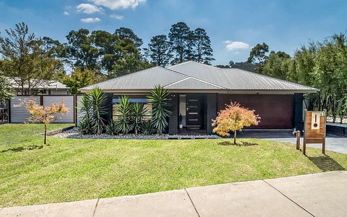 63 Griffiths Road, Upwey Vic 3158