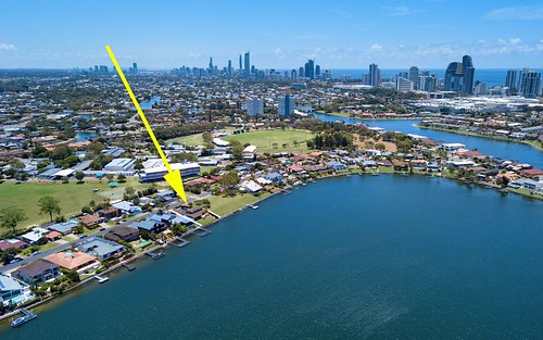 25 Volante Crescent, Mermaid Waters QLD