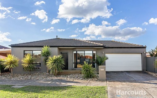 4 Hellier Drive, Mill Park VIC 3082