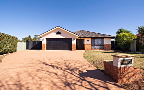 17 Nepean Place, Dubbo NSW 2830