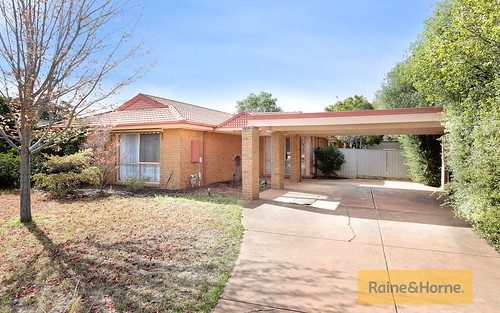 2 Silber Court, Melton West VIC 3337