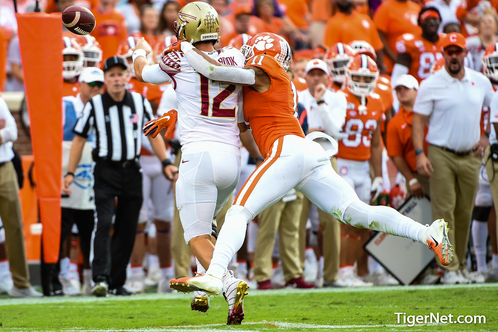 Clemson Football Photo of Isaiah Simmons and Florida State