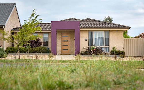 24 Donald Horne Circuit, Franklin ACT 2913