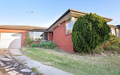 2 Dell Pl, Georges Hall NSW 2198