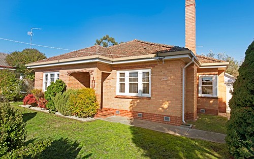228 Main Road, Golden Point VIC 3350