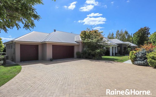 2 Robindale Court, Robin Hill NSW 2795
