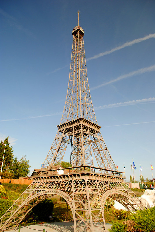 Mini-Europe - France - Eiffel Tower<br/>© <a href="https://flickr.com/people/9302732@N08" target="_blank" rel="nofollow">9302732@N08</a> (<a href="https://flickr.com/photo.gne?id=48903218006" target="_blank" rel="nofollow">Flickr</a>)