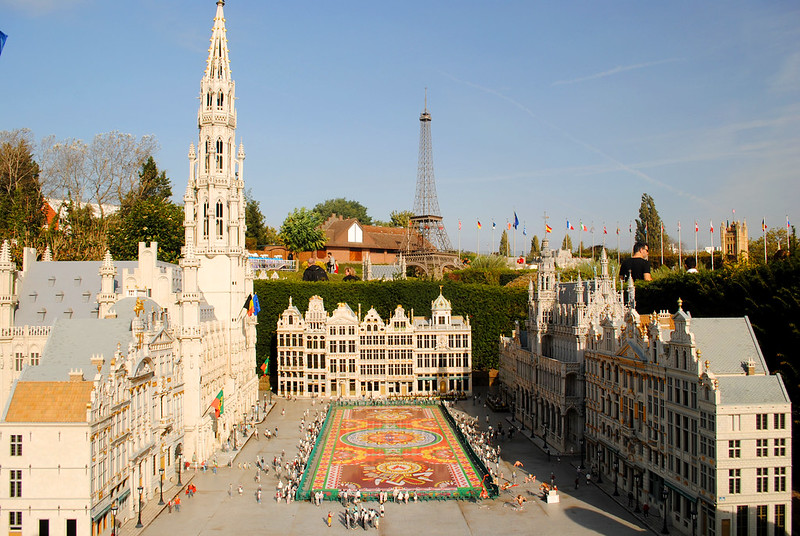 Mini-Europe - Belgium - Grand Place<br/>© <a href="https://flickr.com/people/9302732@N08" target="_blank" rel="nofollow">9302732@N08</a> (<a href="https://flickr.com/photo.gne?id=48903226086" target="_blank" rel="nofollow">Flickr</a>)
