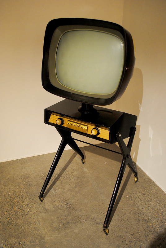 Vintage television<br/>© <a href="https://flickr.com/people/9302732@N08" target="_blank" rel="nofollow">9302732@N08</a> (<a href="https://flickr.com/photo.gne?id=48904099541" target="_blank" rel="nofollow">Flickr</a>)