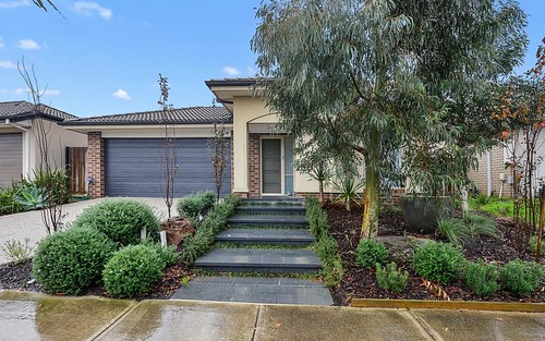 156 Warralily Boulevard, Armstrong Creek VIC 3217