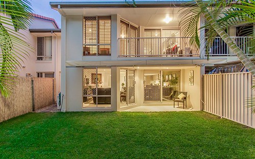 31/88 Cotlew Street East, Southport QLD
