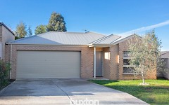 16 Muller Court, Mount Clear VIC