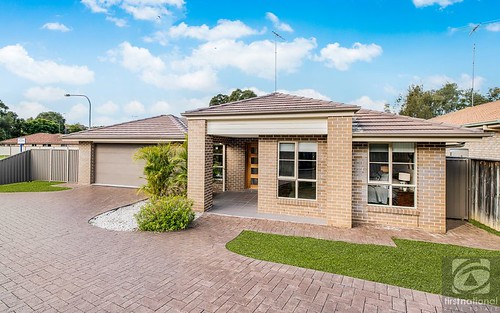 10 Turf Place, Quakers Hill NSW 2763