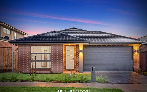 17 Sloane Drive, Clyde North VIC 3978