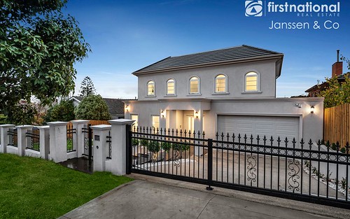 15 Gifford Road, Doncaster VIC 3108
