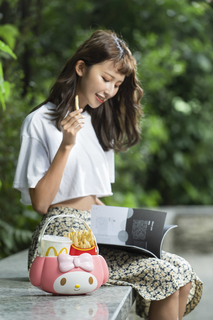 3-2.台灣麥當勞推出野餐必備「美樂蒂萬用置物籃」，外出攜帶超方便，經典的美樂蒂外型，讓你出門野餐也能超Q萌！