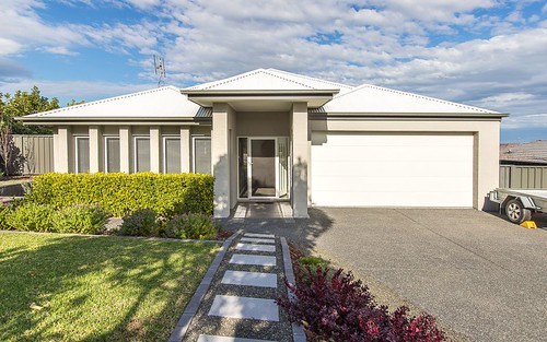 12 Hooghly Avenue, Cameron Park NSW 2285