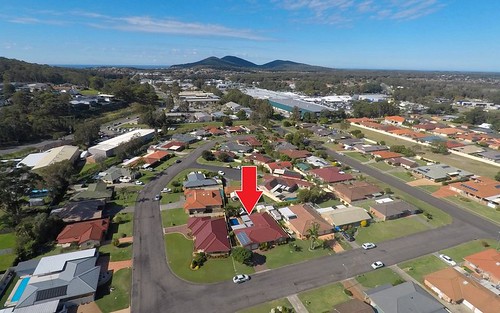 8 Christian Crescent, Forster NSW 2428